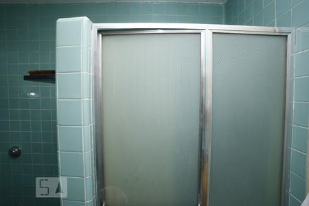 Casa à venda com 400m², 8 quartos e 1 vagaBanheiro 1