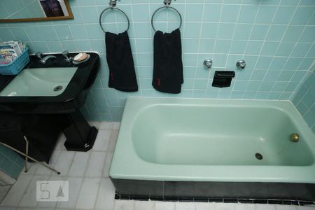 Casa à venda com 400m², 8 quartos e 1 vagaBanheiro 1