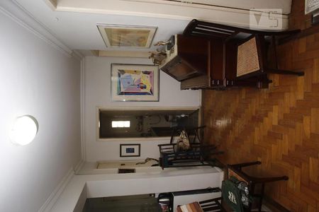 Casa à venda com 400m², 8 quartos e 1 vagaCorredor 2 Andar