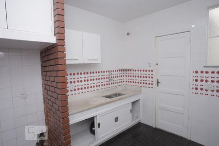 Casa à venda com 250m², 5 quartos e 1 vagaCozinha