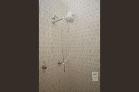 Casa à venda com 250m², 5 quartos e 1 vagaBanheiro 2