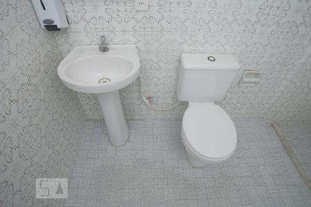 Casa à venda com 250m², 5 quartos e 1 vagaBanheiro 1