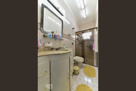 Casa à venda com 156m², 5 quartos e 2 vagas Casa à venda com 156m², 5 quartos e 2 vagasBanheiro Social