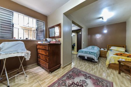 Casa à venda com 156m², 5 quartos e 2 vagas Casa à venda com 156m², 5 quartos e 2 vagasSuíte - Casa 2