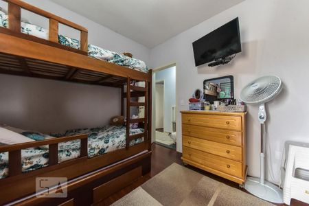 Casa à venda com 156m², 5 quartos e 2 vagas Casa à venda com 156m², 5 quartos e 2 vagasQuarto 2