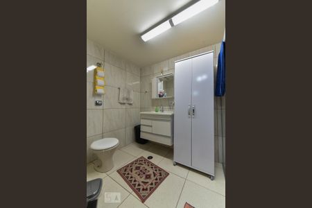 Casa à venda com 156m², 5 quartos e 2 vagas Casa à venda com 156m², 5 quartos e 2 vagasBanheiro da Suíte - Casa 2