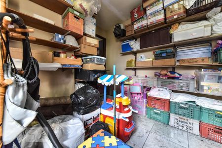 Casa à venda com 156m², 5 quartos e 2 vagas Casa à venda com 156m², 5 quartos e 2 vagasQuarto 3