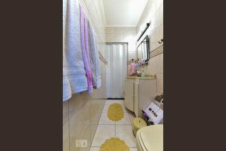 Casa à venda com 156m², 5 quartos e 2 vagas Casa à venda com 156m², 5 quartos e 2 vagasBanheiro Social