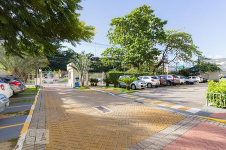 Apartamento à venda com 75m², 2 quartos e 2 vagasPortaria/Estacionamento