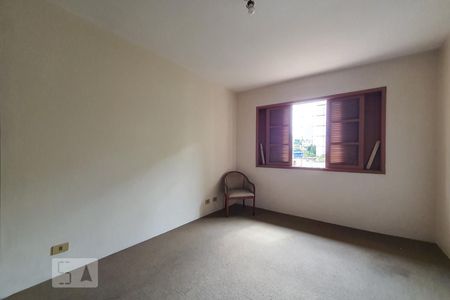 Suíte de casa à venda com 4 quartos, 350m² em Jardim da Glória, São Paulo