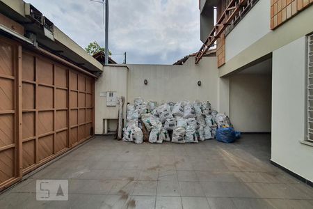 Casa à venda com 350m², 4 quartos e 3 vagasGaragem