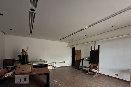 Casa à venda com 350m², 4 quartos e 3 vagasSalão