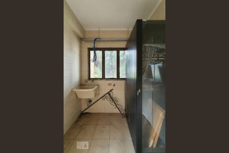 Casa à venda com 350m², 4 quartos e 3 vagasLavanderia