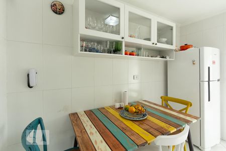Apartamento à venda com 70m², 2 quartos e sem vagaCozinha