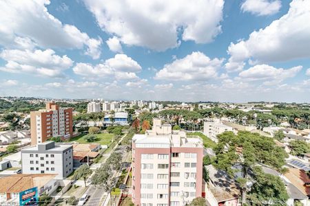 Vista da Sacada de apartamento para alugar com 2 quartos, 47m² em Bacacheri, Curitiba