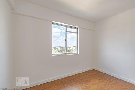 Quarto 2 de apartamento para alugar com 2 quartos, 47m² em Bacacheri, Curitiba