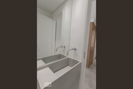 Apartamento à venda com 95m², 2 quartos e sem vagaBanheiro de Serviço