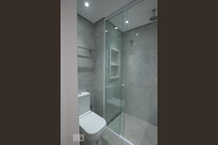 Apartamento à venda com 95m², 2 quartos e sem vagaBanheiro da Suíte