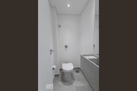 Apartamento à venda com 95m², 2 quartos e sem vagaBanheiro de Serviço