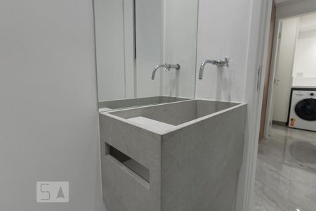 Apartamento à venda com 95m², 2 quartos e sem vagaBanheiro de Serviço