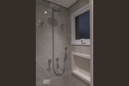 Apartamento à venda com 95m², 2 quartos e sem vagaBanheiro