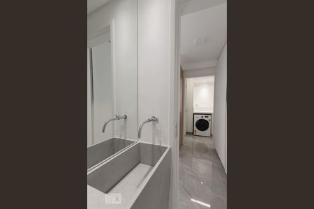 Apartamento à venda com 95m², 2 quartos e sem vagaBanheiro de Serviço