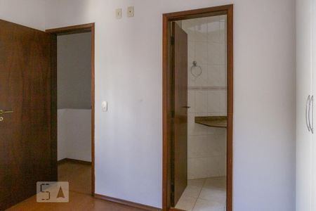 Suíte de casa de condomínio para alugar com 3 quartos, 120m² em Vila Anglo Brasileira, São Paulo