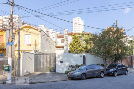 Fachada de casa de condomínio para alugar com 3 quartos, 120m² em Vila Anglo Brasileira, São Paulo