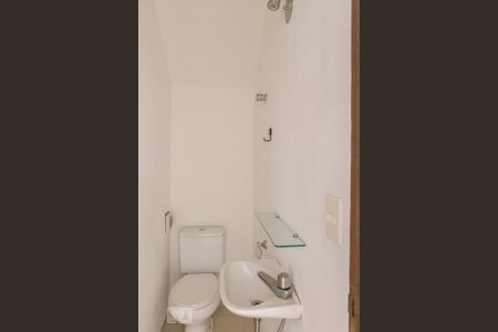 Lavabo de casa de condomínio para alugar com 3 quartos, 120m² em Vila Anglo Brasileira, São Paulo