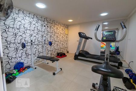 Apartamento à venda com 150m², 3 quartos e 2 vagasÁrea comum - Academia