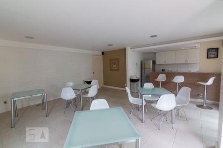 Apartamento à venda com 150m², 3 quartos e 2 vagasÁrea comum - Salão de festas
