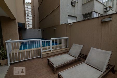 Apartamento à venda com 150m², 3 quartos e 2 vagasÁrea comum - Piscina