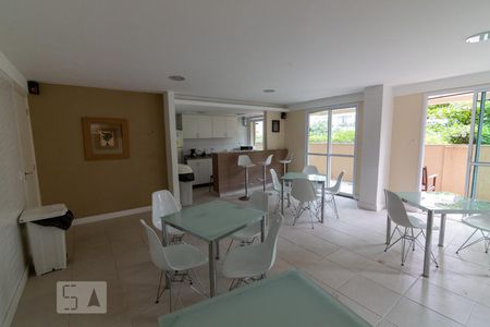 Apartamento à venda com 150m², 3 quartos e 2 vagasÁrea comum - Salão de festas