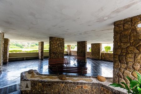 Apartamento para alugar com 50m², 2 quartos e 1 vaga Apartamento para alugar com 50m², 2 quartos e 1 vagaÁrea comum - Salão de festas