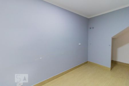 Sala/Quarto de apartamento para alugar com 2 quartos, 28m² em Vila Nhocuné, São Paulo
