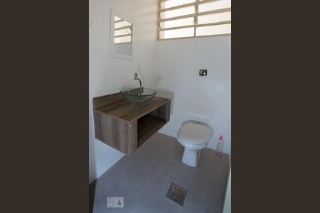 Lavabo de casa para alugar com 3 quartos, 200m² em Jardim Macedo, Ribeirão Preto