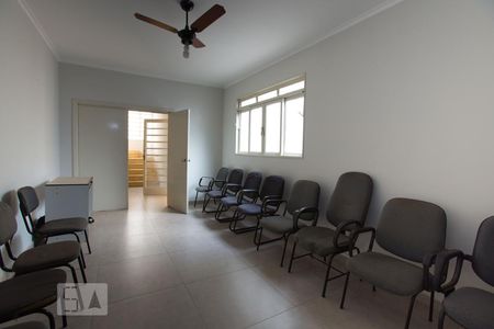 Sala de casa para alugar com 3 quartos, 200m² em Jardim Macedo, Ribeirão Preto
