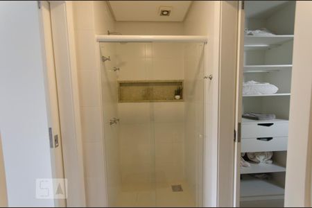 Apartamento para alugar com 220m², 3 quartos e 2 vagasBanheiro da Suíte