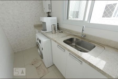 Apartamento para alugar com 220m², 3 quartos e 2 vagasÁrea de Serviço