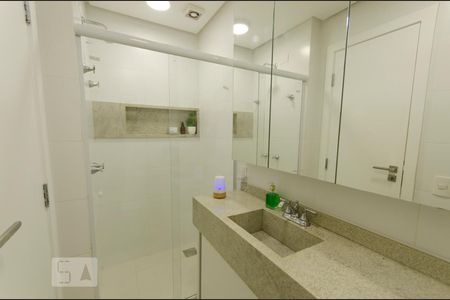 Apartamento para alugar com 220m², 3 quartos e 2 vagasBanheiro Social