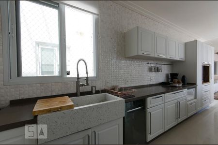 Apartamento para alugar com 220m², 3 quartos e 2 vagasCozinha