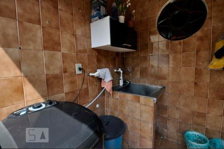 Casa à venda com 150m², 4 quartos e 2 vagasÁrea de Serviço