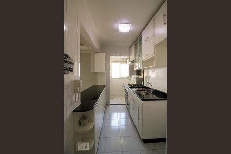Apartamento à venda com 56m², 2 quartos e 1 vagaCozinha