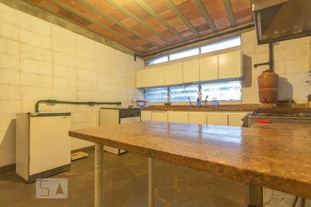 Casa de condomínio à venda com 400m², 4 quartos e 2 vagas Casa de condomínio à venda com 400m², 4 quartos e 2 vagasCozinha