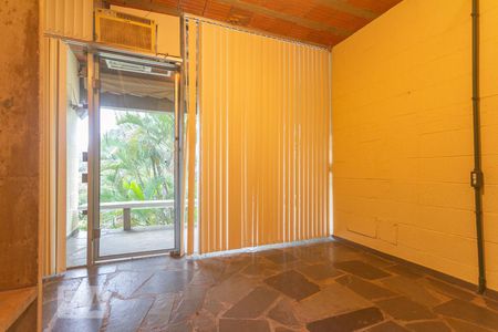 Casa de condomínio à venda com 400m², 4 quartos e 2 vagas Casa de condomínio à venda com 400m², 4 quartos e 2 vagasQuarto