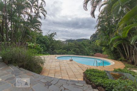 Casa de condomínio à venda com 400m², 4 quartos e 2 vagas Casa de condomínio à venda com 400m², 4 quartos e 2 vagasPiscian