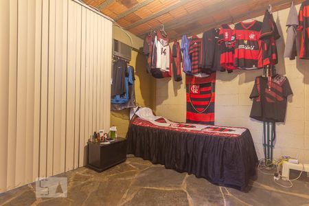 Casa de condomínio à venda com 400m², 4 quartos e 2 vagas Casa de condomínio à venda com 400m², 4 quartos e 2 vagasQuarto 4