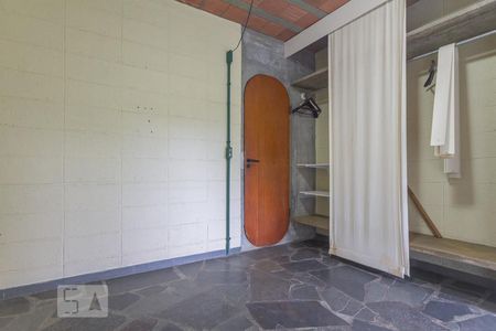 Casa de condomínio à venda com 400m², 4 quartos e 2 vagas Casa de condomínio à venda com 400m², 4 quartos e 2 vagasQuarto 2