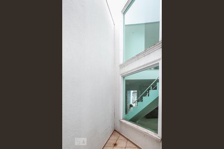 Casa à venda com 186m², 3 quartos e 4 vagas Casa à venda com 186m², 3 quartos e 4 vagasPoço de iluminação