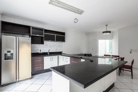 Casa à venda com 186m², 3 quartos e 4 vagas Casa à venda com 186m², 3 quartos e 4 vagasCozinha